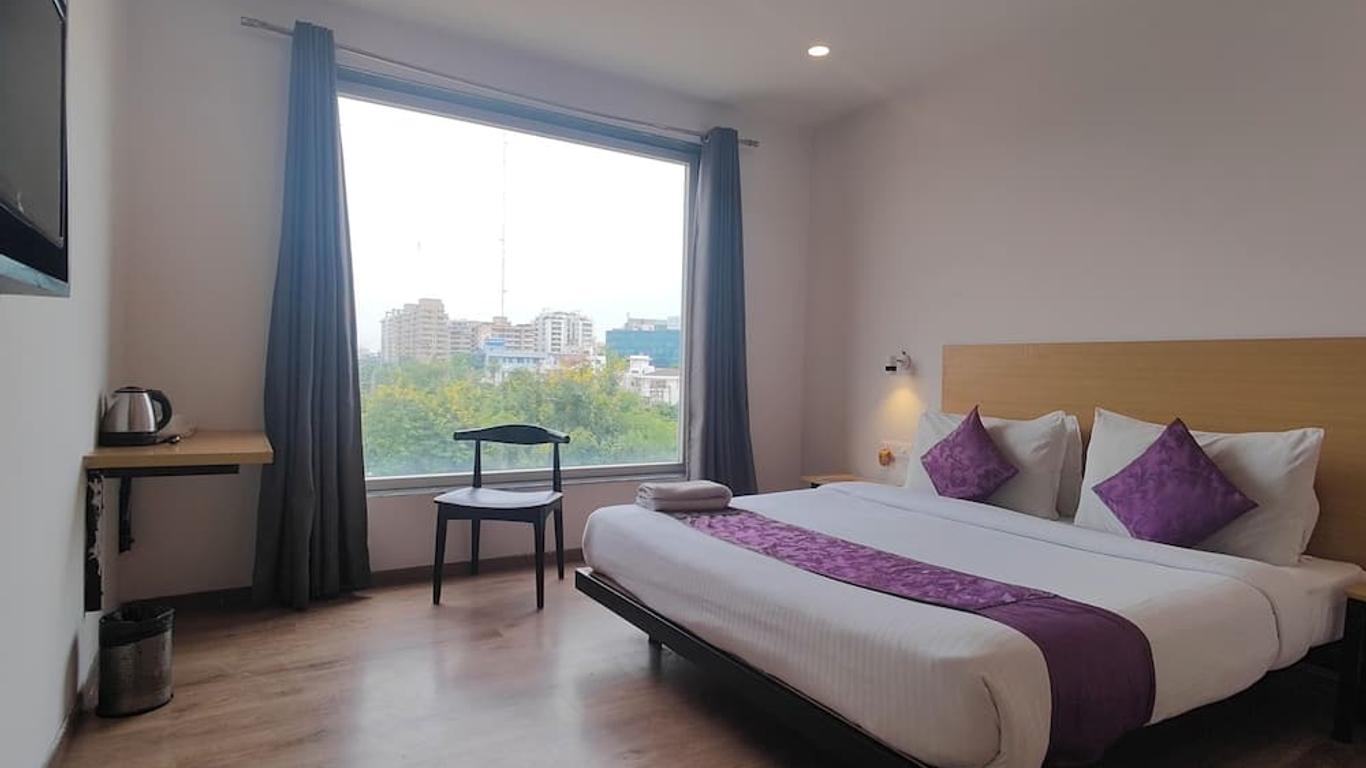 Hotel Mavens Orange Gurgaon