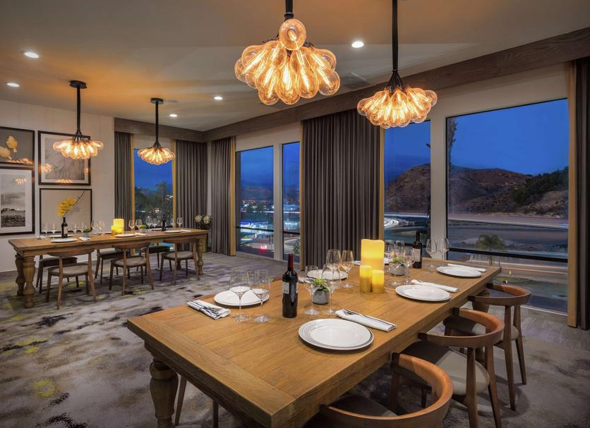 Dining room Photo