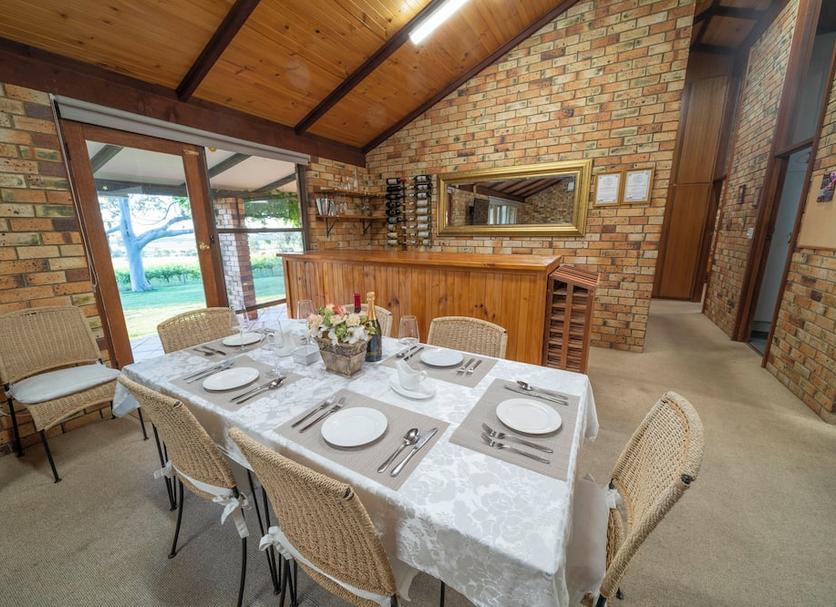 Dining room Photo