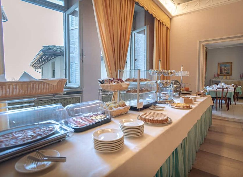 Buffet Photo