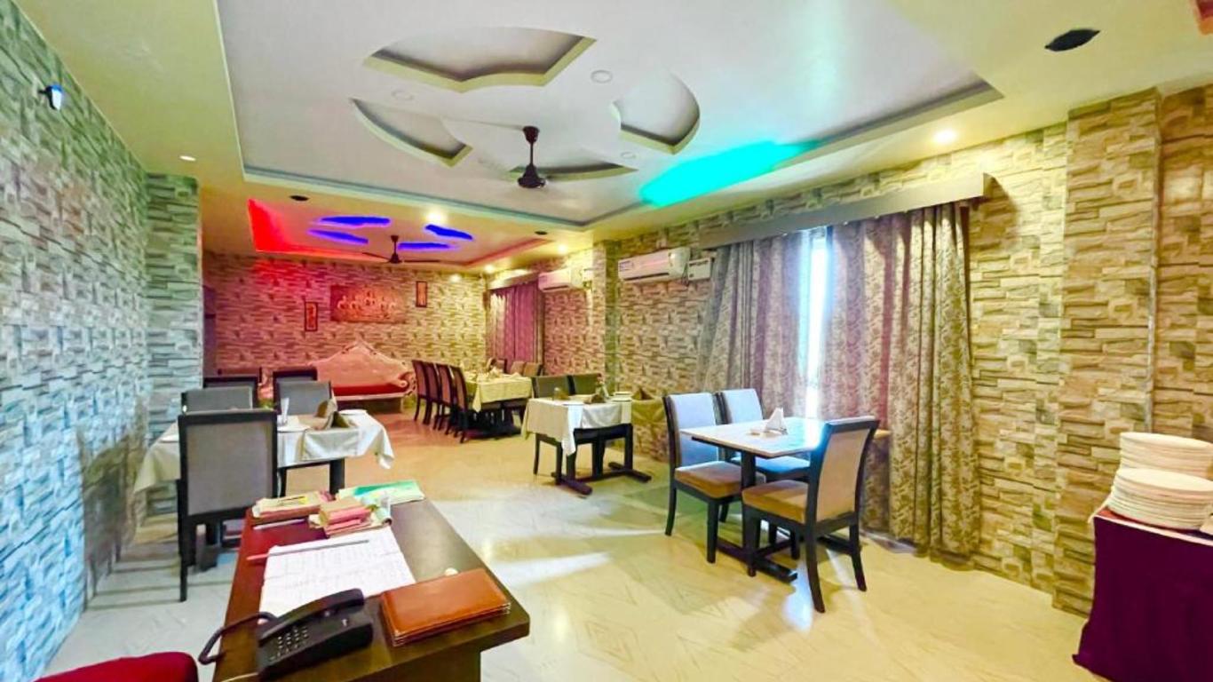 Goroomgo Hotel Coral Suites Puri - Near Sea Beach
