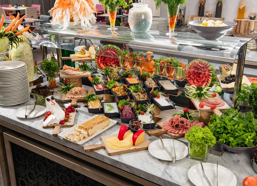 Buffet Photo