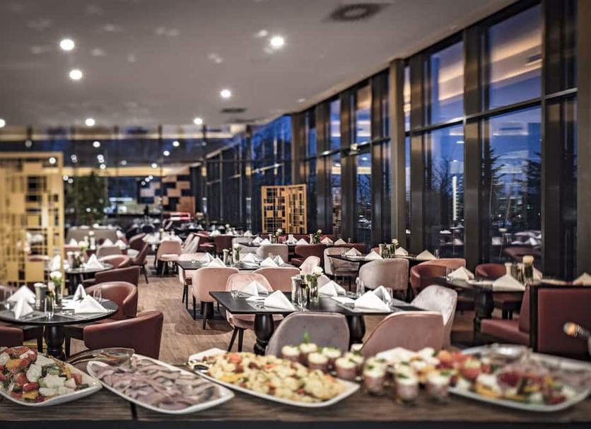 Restaurant Photo