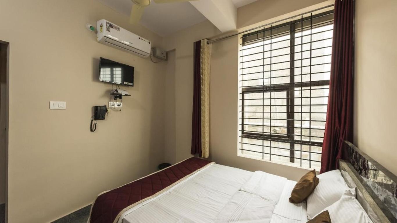 Staymaker Crown Residency