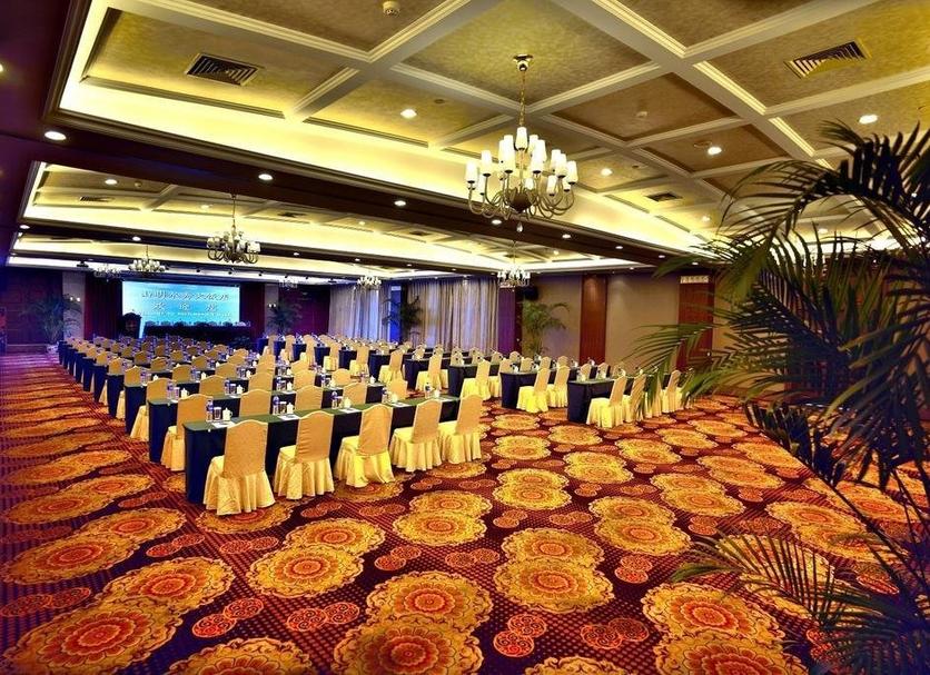 Banquet hall Photo