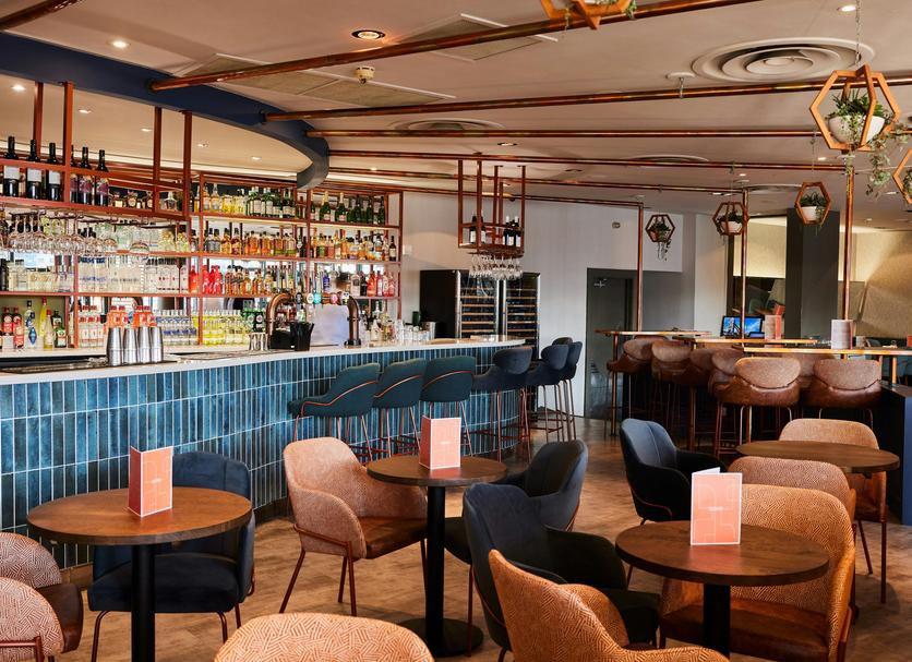 Bar Photo