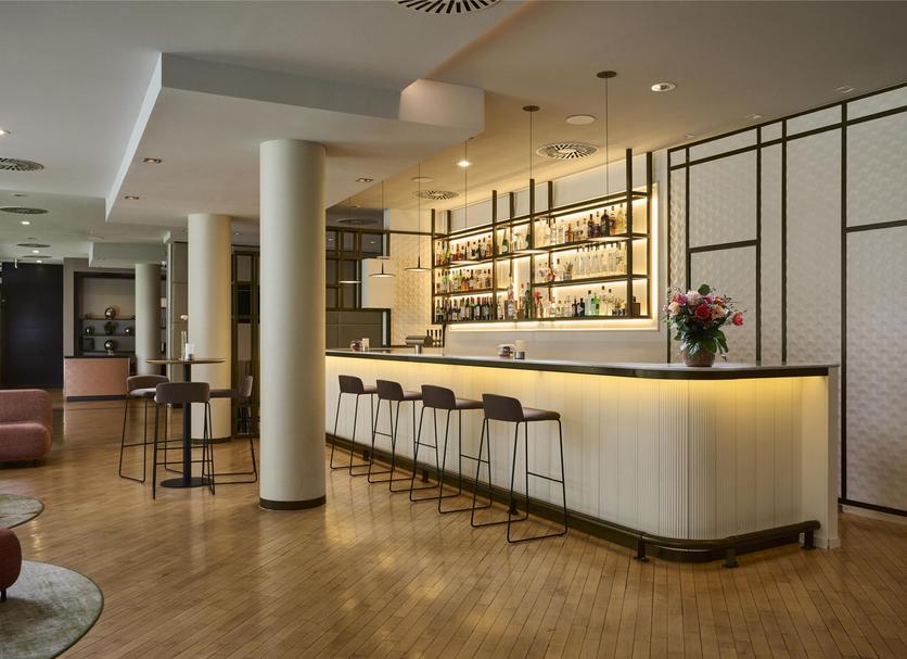 Bar Photo