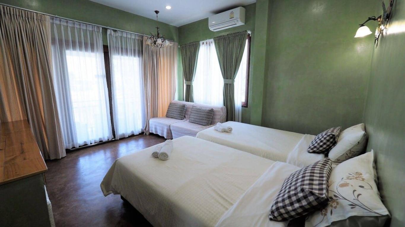 Baan Parinda (Pompom Home)