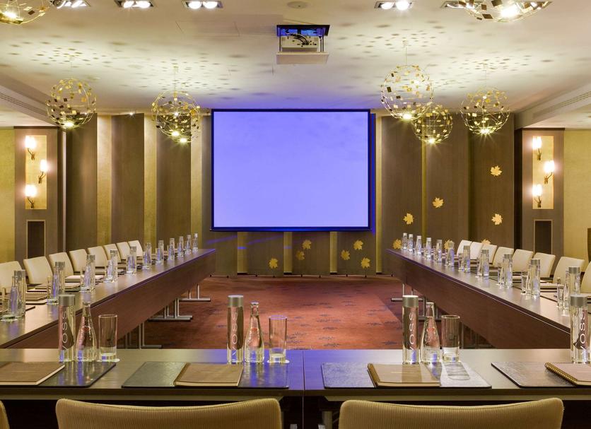 Conference room Photo