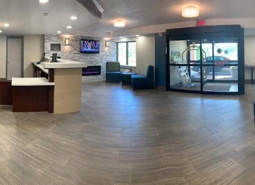 Front desk Photo