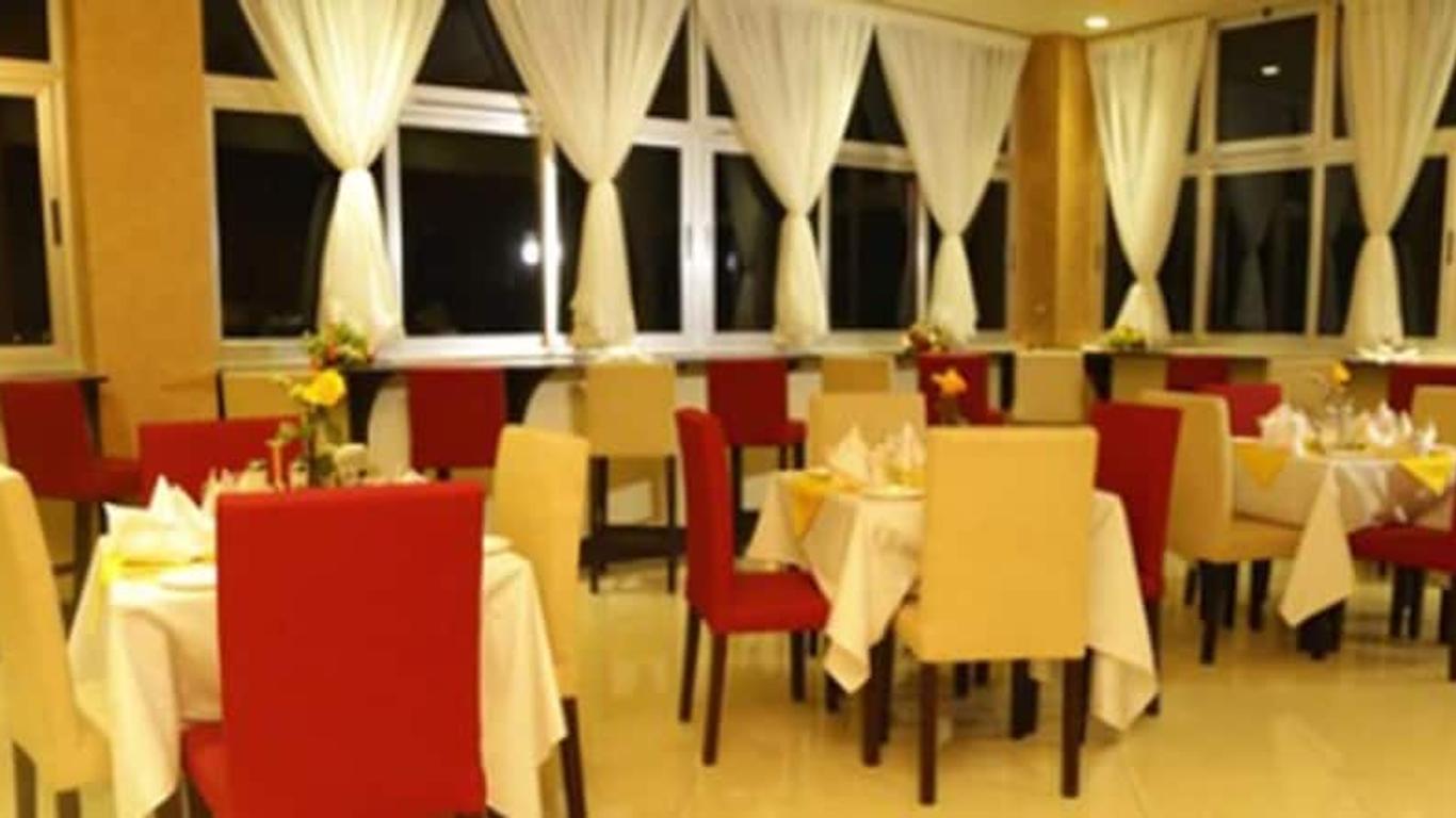 Nazra Hotel