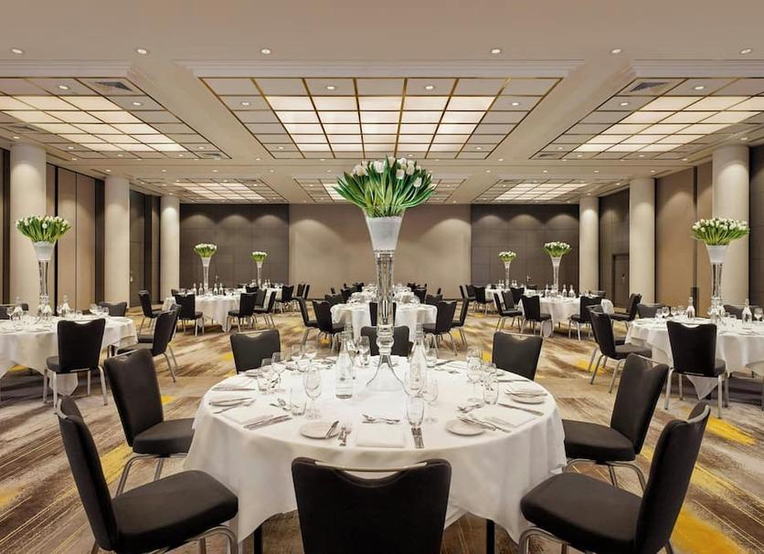 Banquet hall Photo