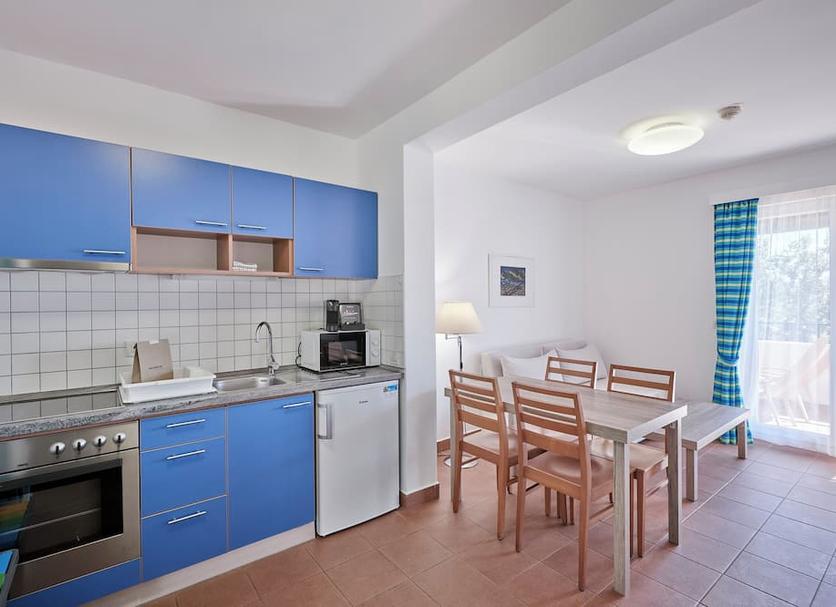 Kitchen Photo
