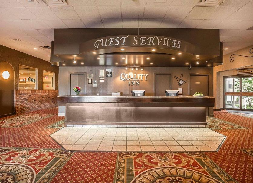 Front desk Photo