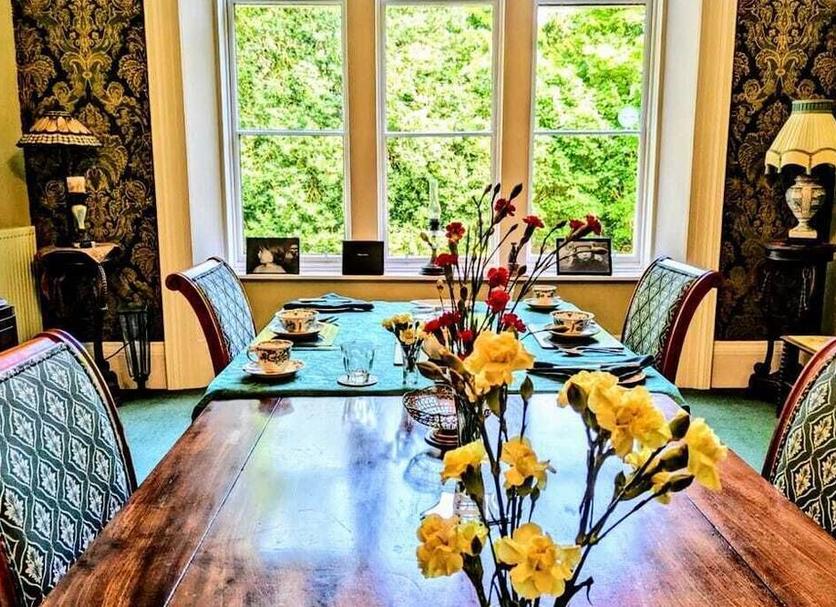 Dining room Photo