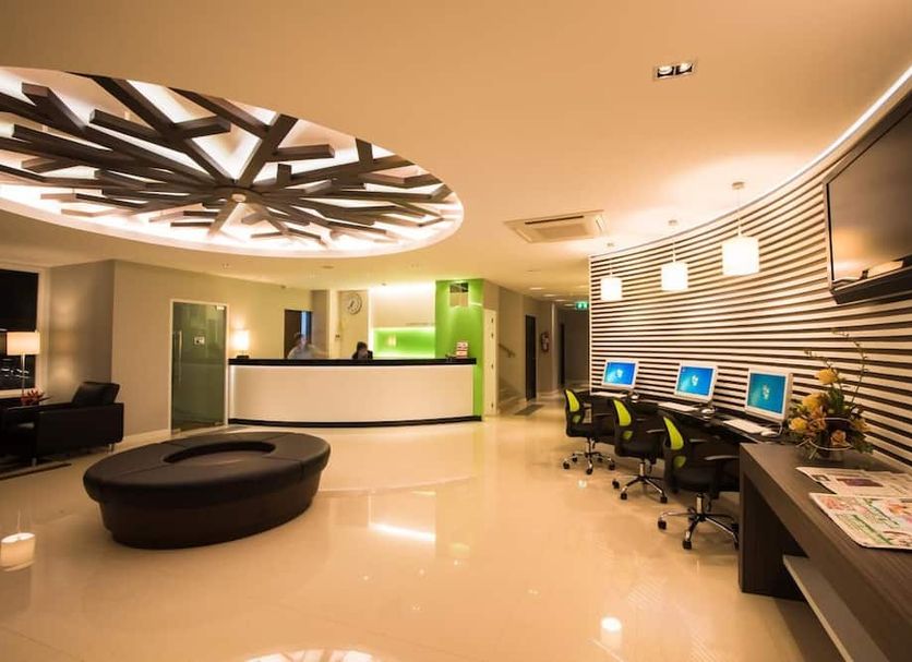 Front desk Photo