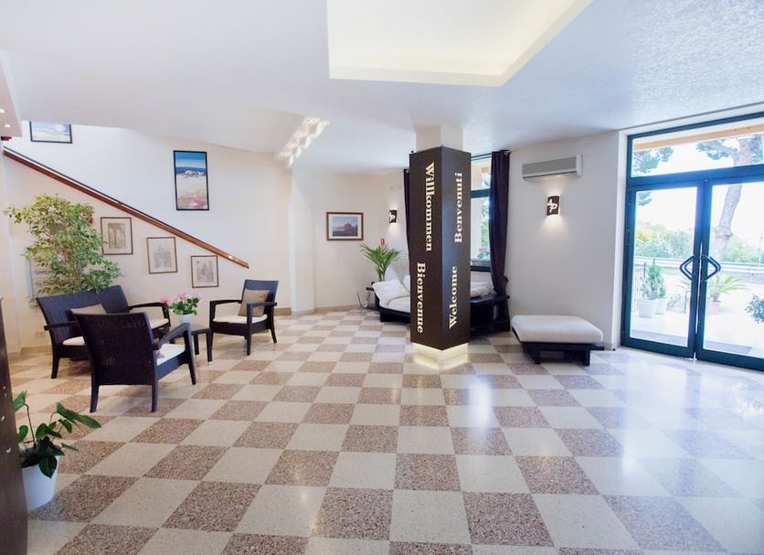 Lobby Photo