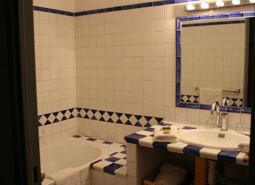 Bathroom Photo