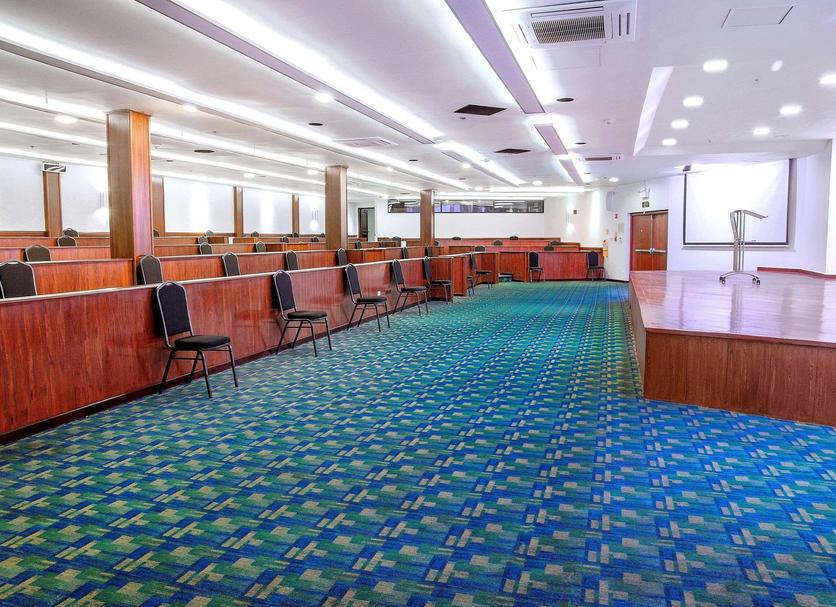 Conference room Photo