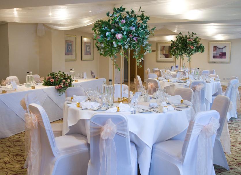 Banquet hall Photo