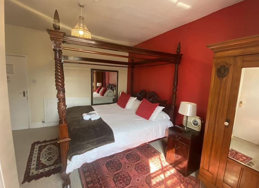 Bedroom Photo