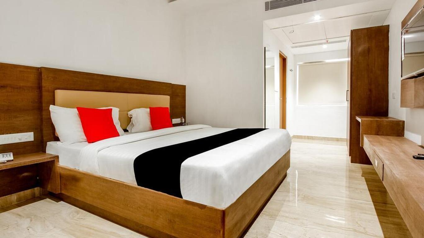 Hotel Raj
