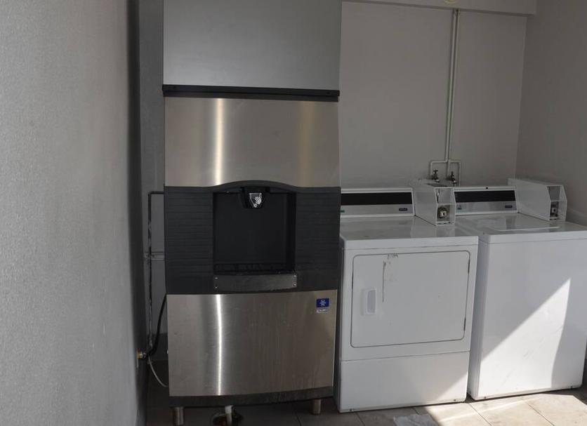 Laundry facility Photo