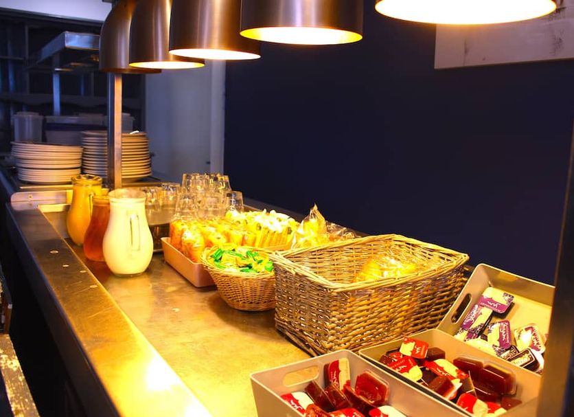 Buffet Photo