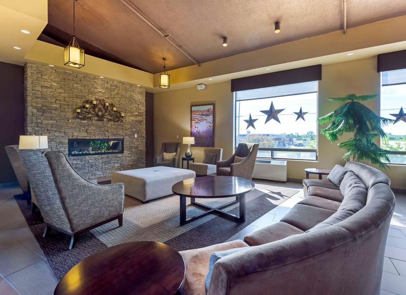 Lounge Photo