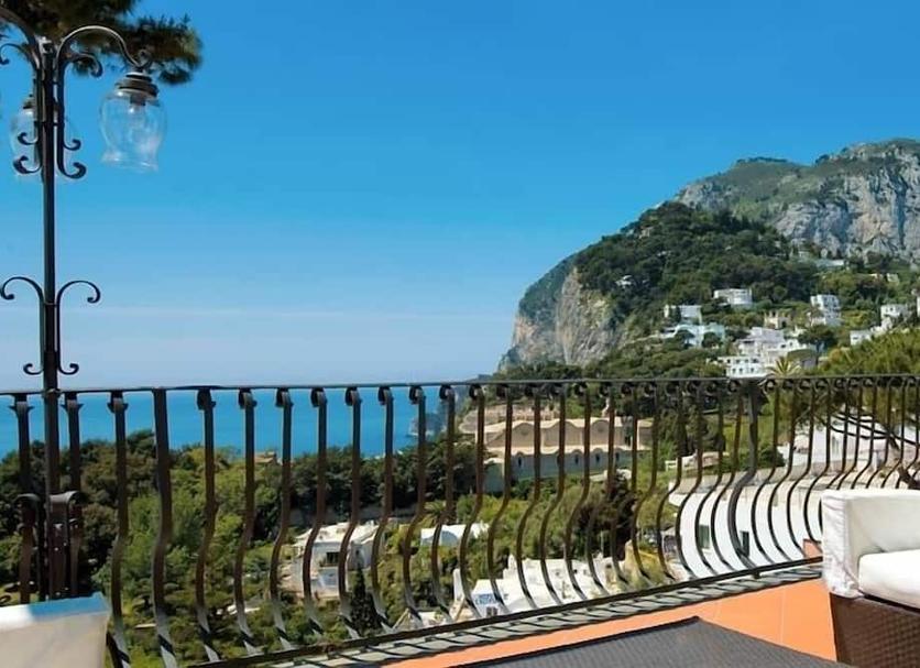 Balcony Photo