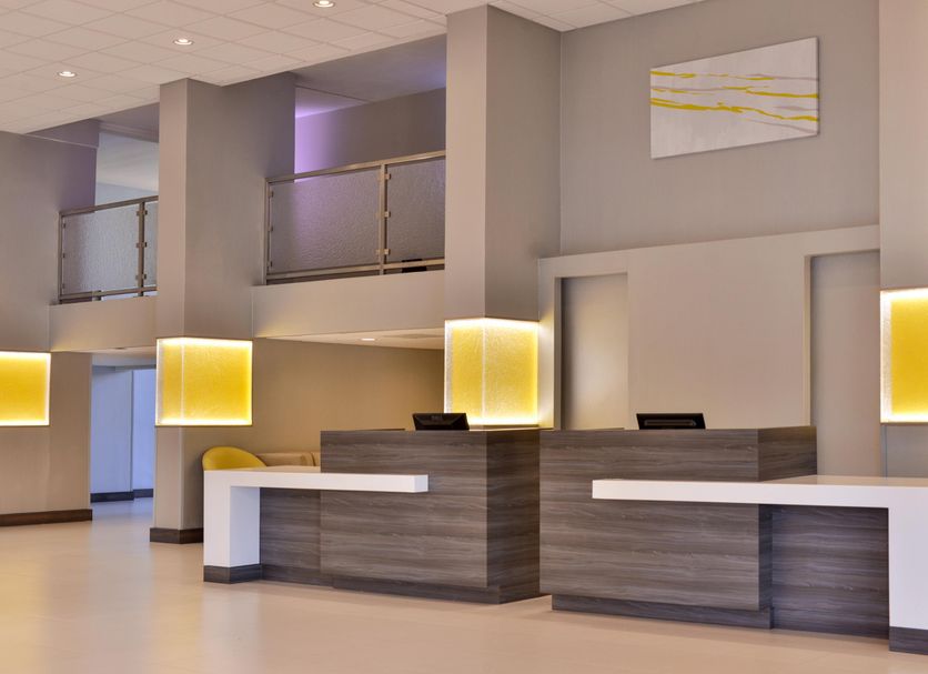 Front desk Photo