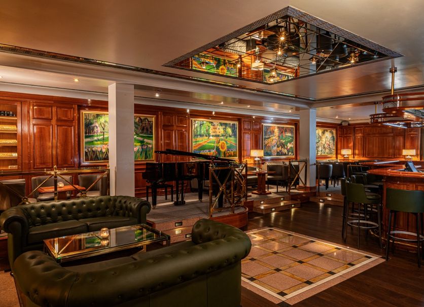 Bar Photo