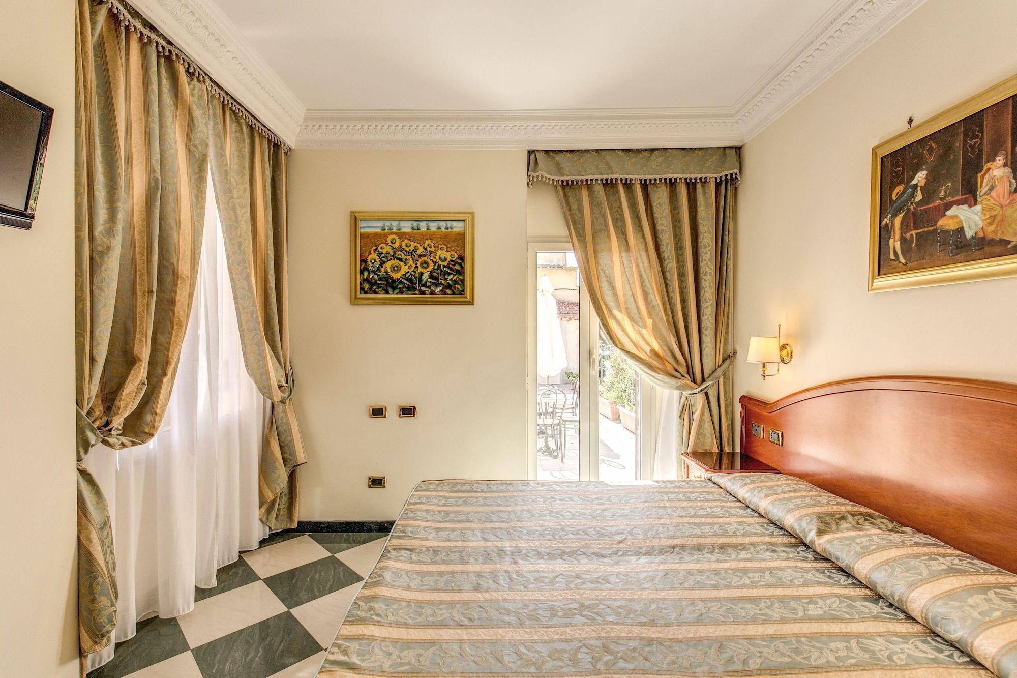 Bedroom