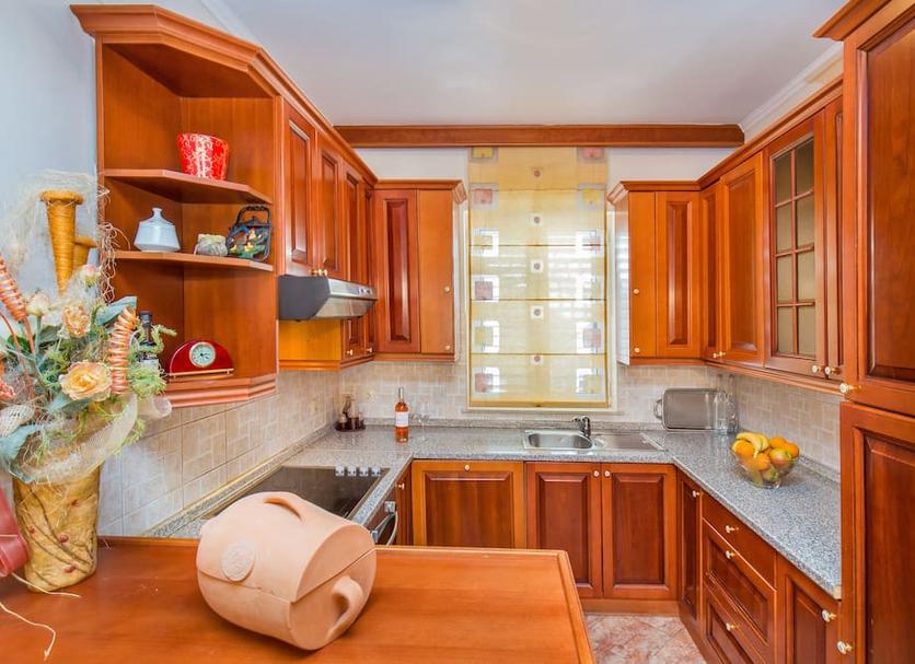 Kitchen Photo