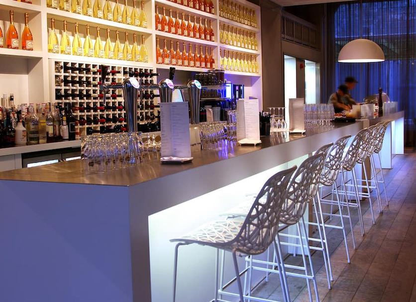 Bar Photo
