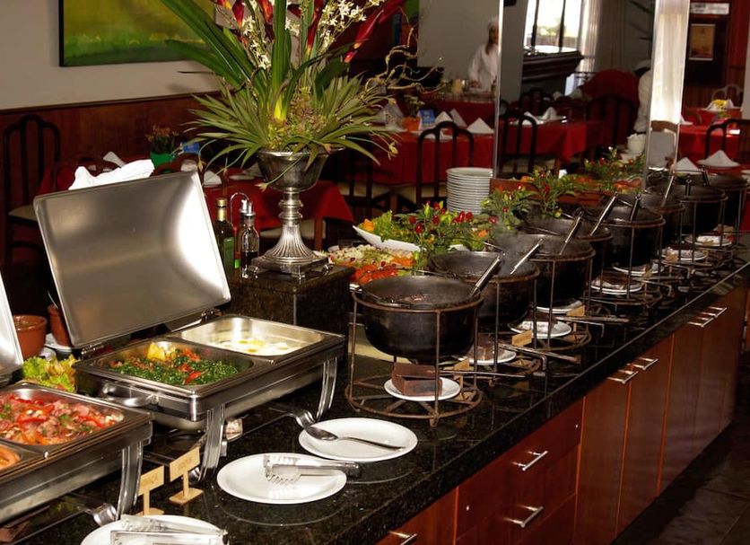 Buffet Photo