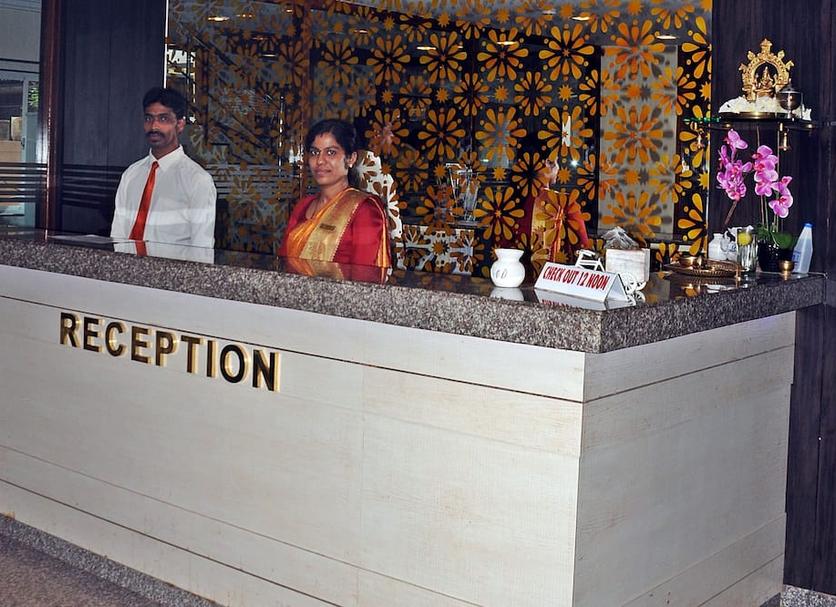 Front desk Photo