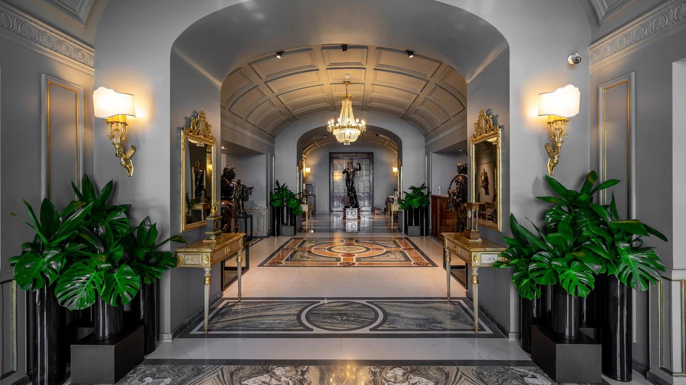 Grand Hotel Parkers