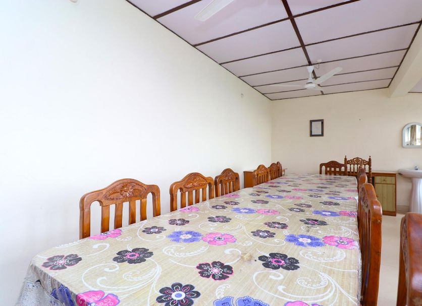 Dining room Photo