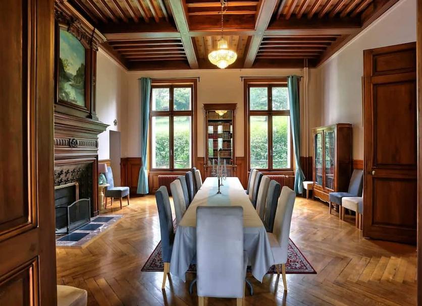 Dining room Photo