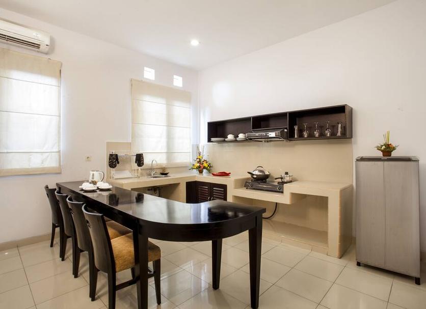 Kitchen Photo