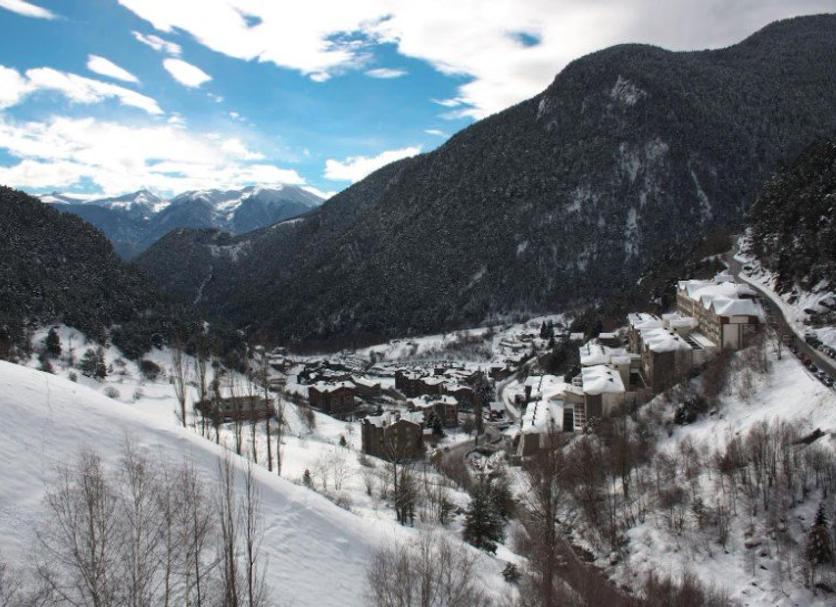 Outdoor view Photo