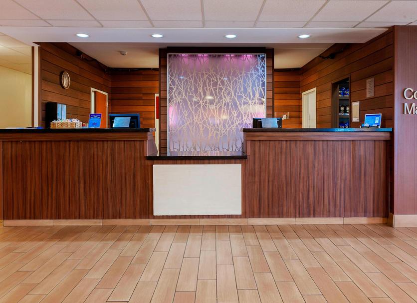 Front desk Photo