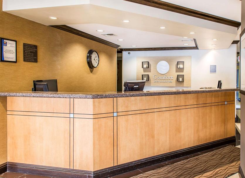Front desk Photo