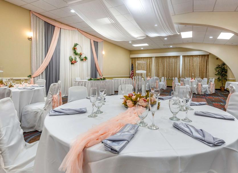 Banquet hall Photo