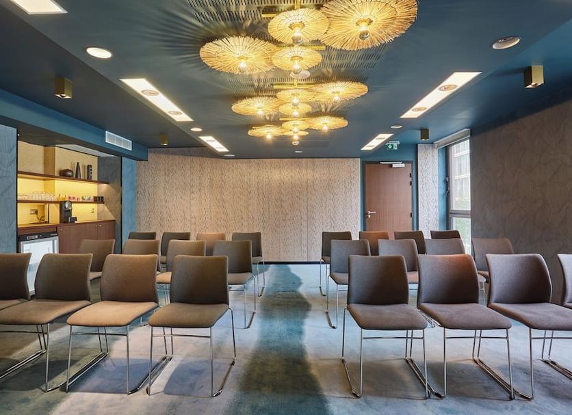 Conference room Photo