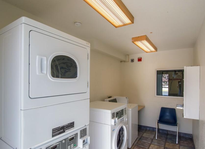 Laundry facility Photo