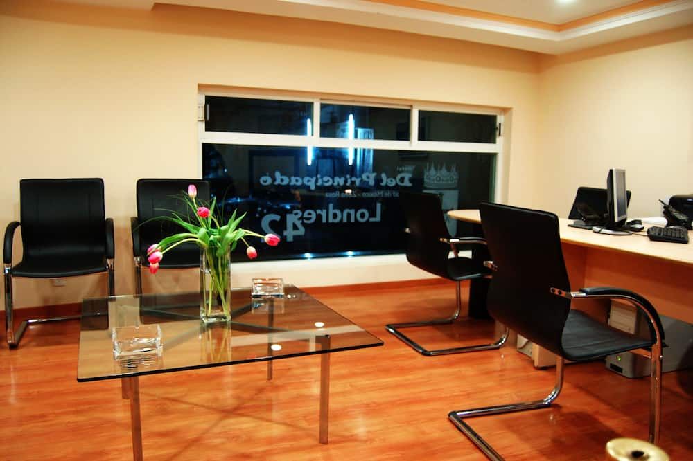 Business centre Photo