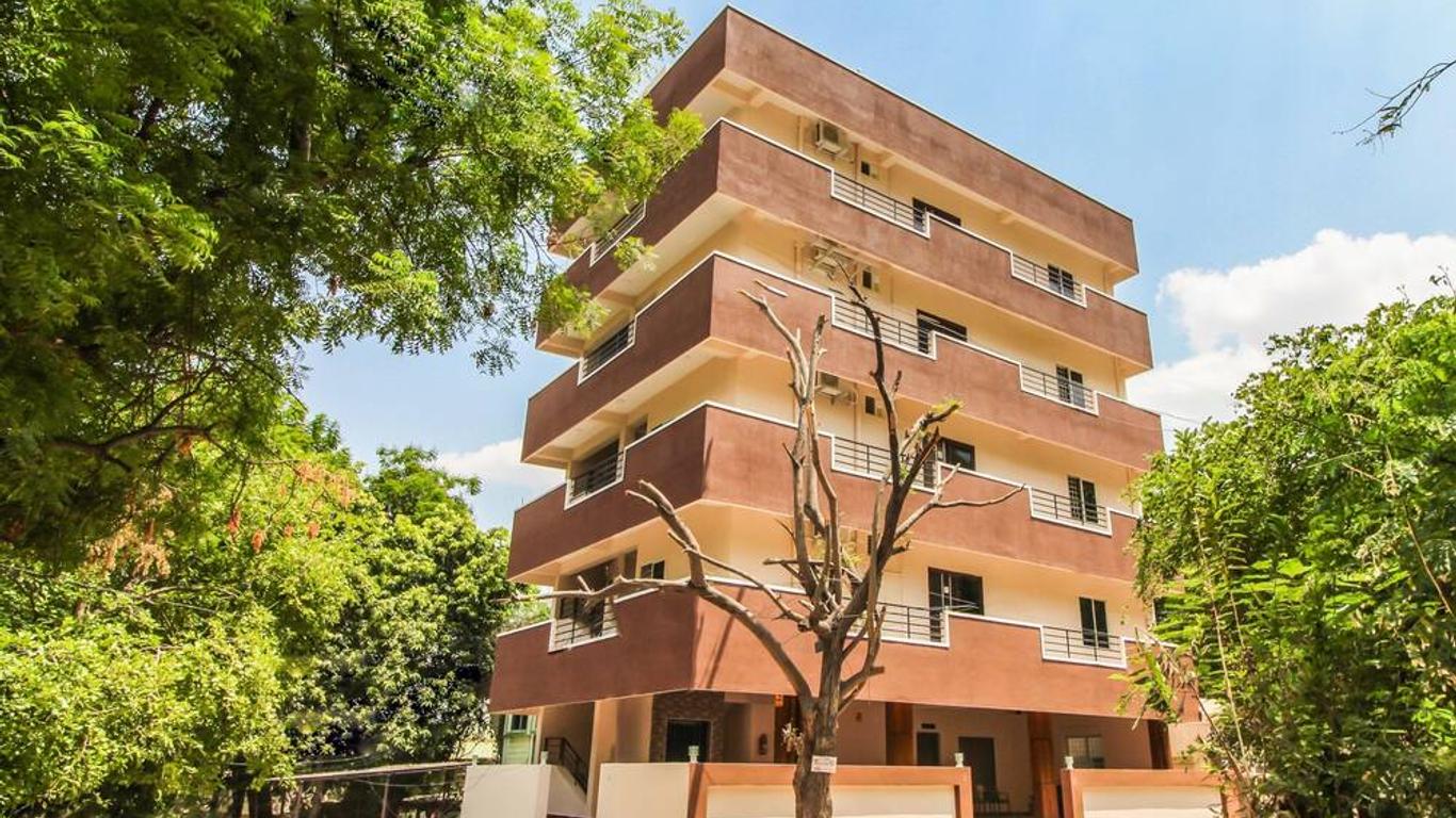 Itsy Hotels Riyas Grand