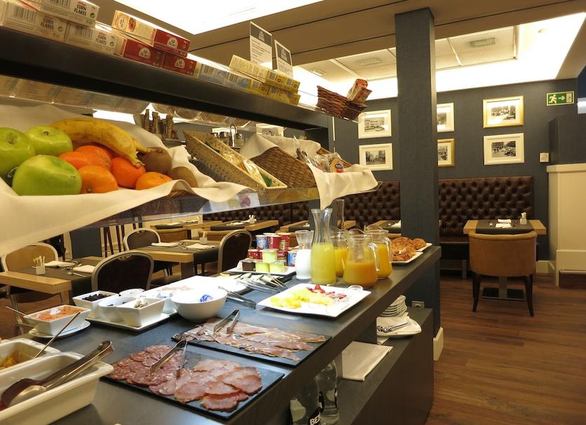 Buffet Photo